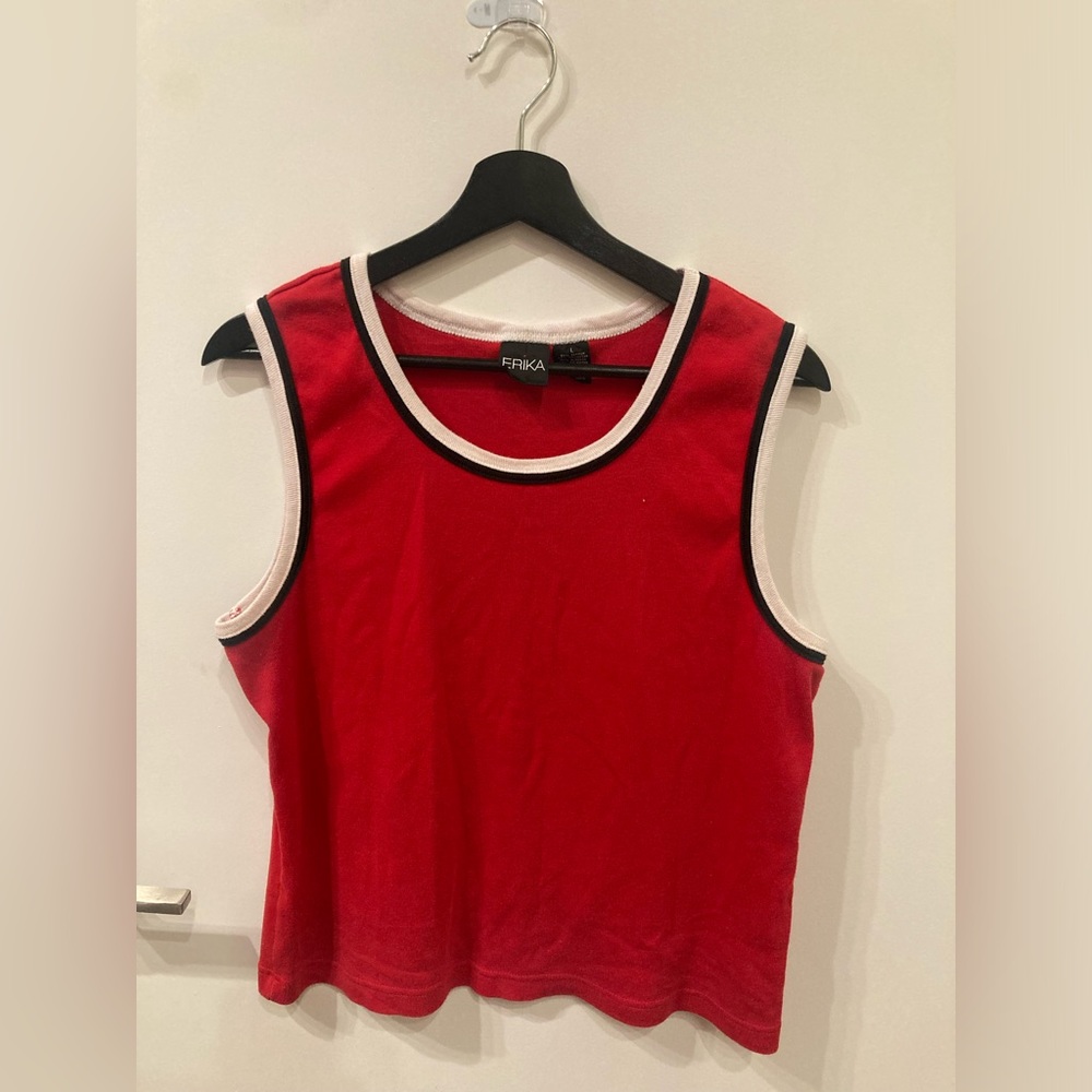 Vintage Y2K ERIKA brand red tank w/navy and white trim. Size L